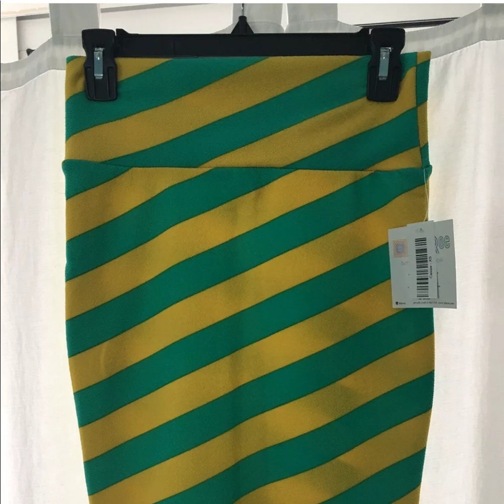 Lularoe Cassie XS